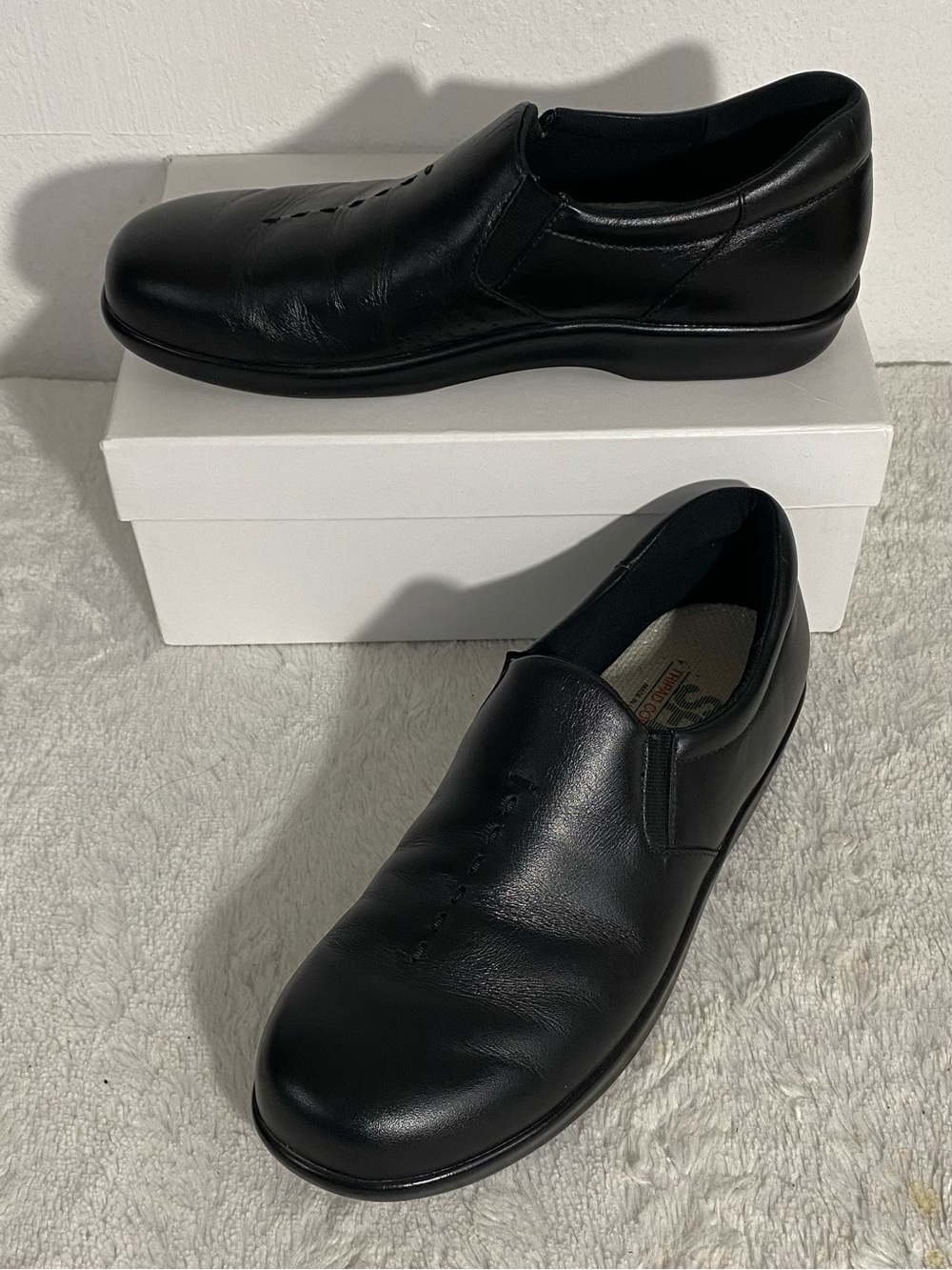 SAS Viva Black Leather Slip On Walking Shoes Women’s Size 8.5N (narrow)